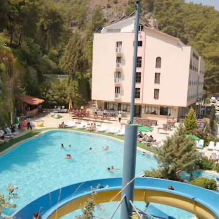 מלון Pirlanta 3*