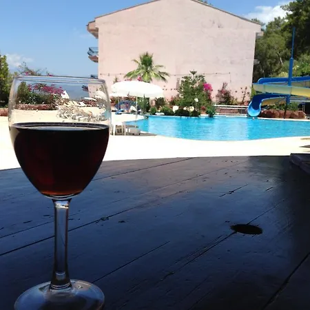 Pirlanta מלון 3*