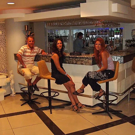 Hotel Pirlanta 3*