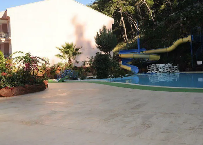 Hotel Pirlanta 3*