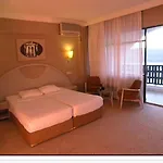 Hotel Pirlanta 3*