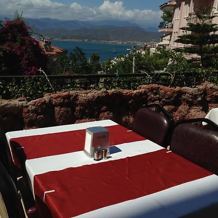 Hotel Pirlanta 3*